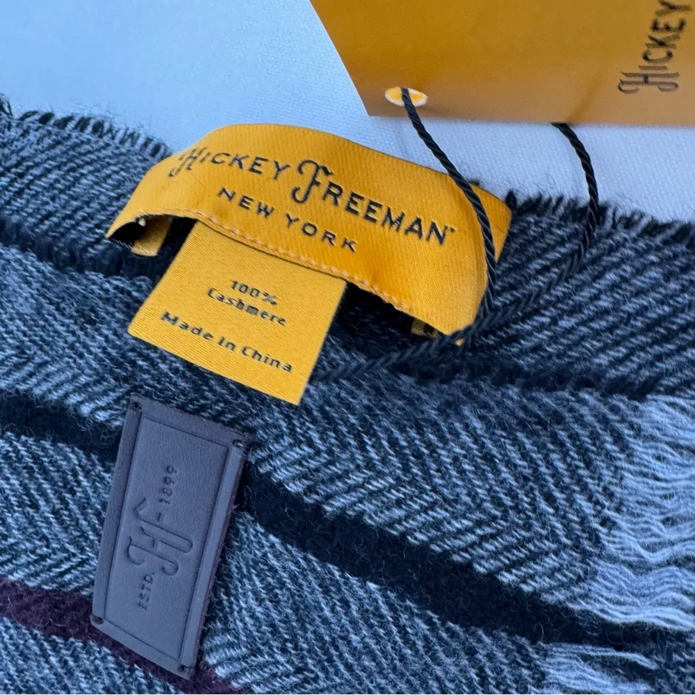 Hickey Freeman nwt hickey