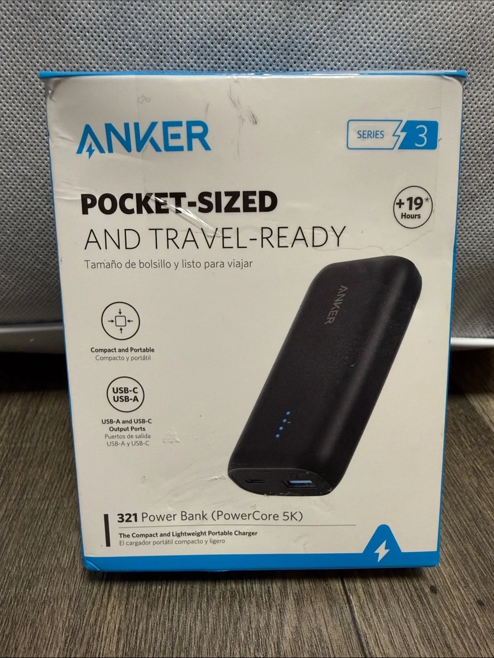 Anker 321 Powerbank pocket-sized and travel ready-black