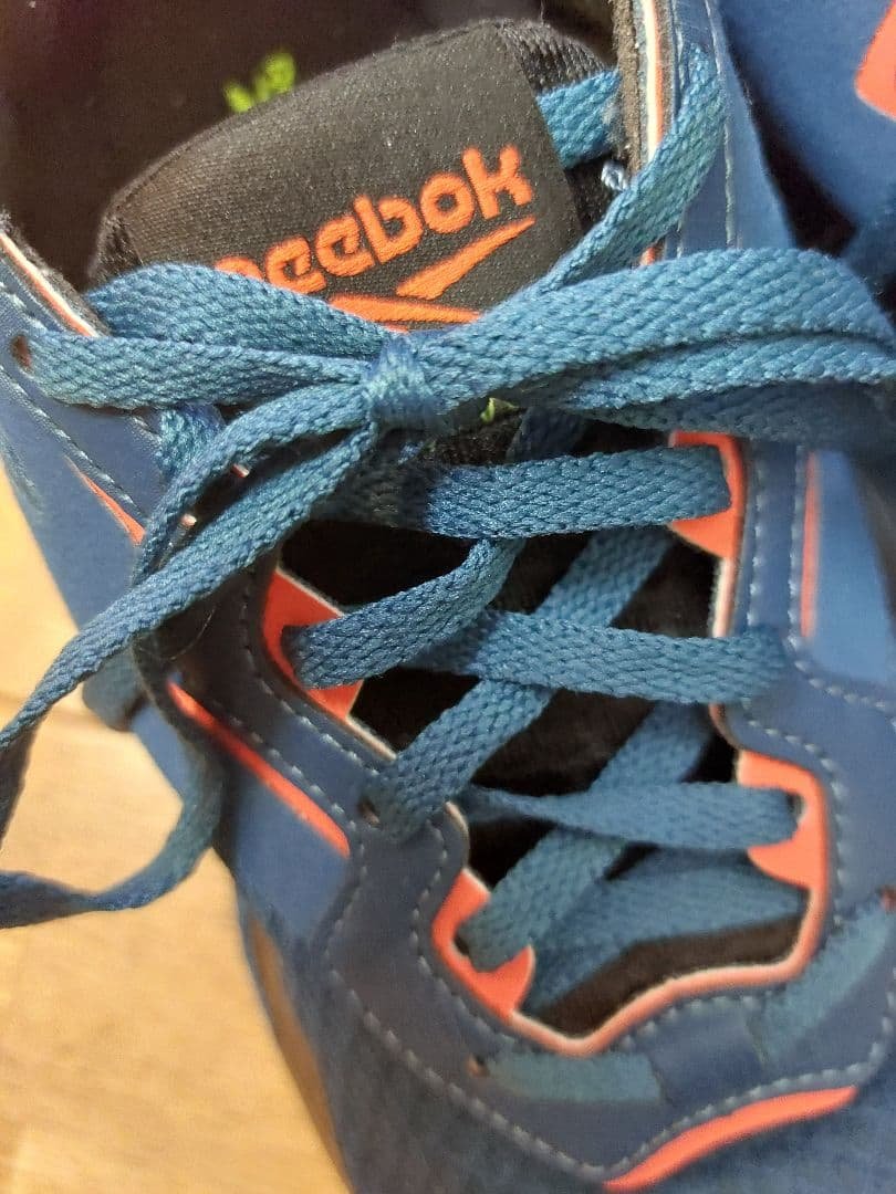 Reebok

 / 

Size : 25.5cm <div class=gnlqyh